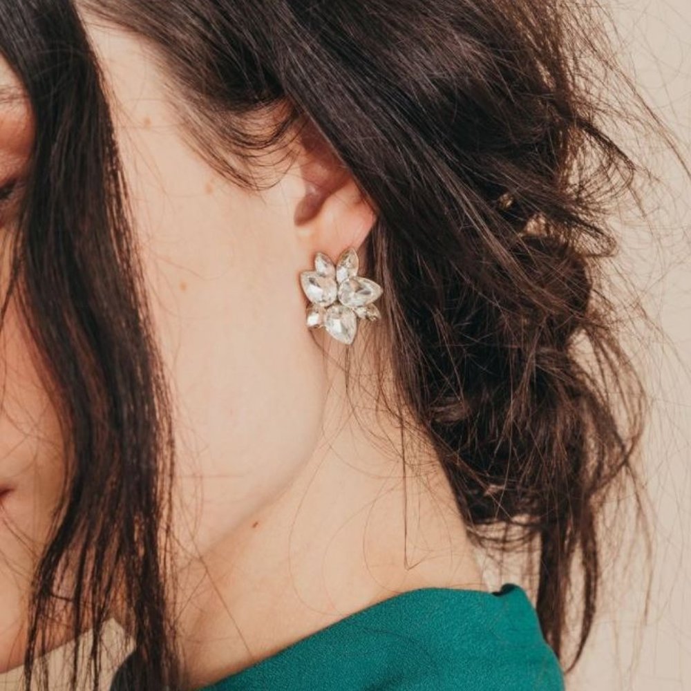 Versailles Stud Earrings Silver - Olive + Piper